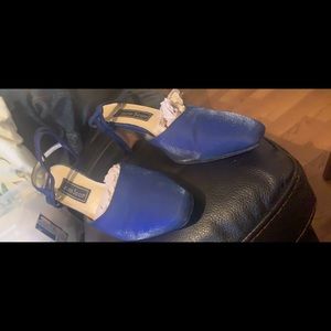 Laura Scott blue heels